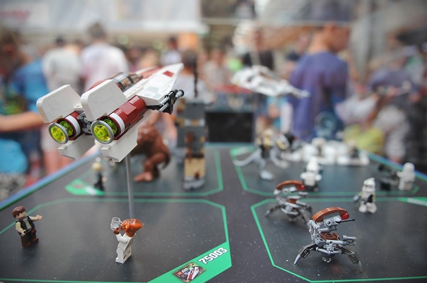 Bohaterowie Star Wars z klocków LEGO w centrum M1 Poznań