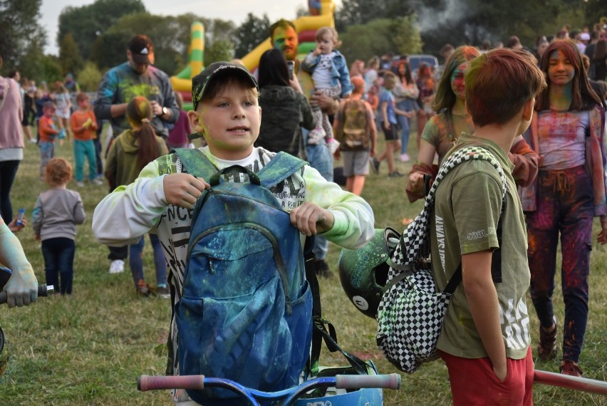 Festiwal kolorów w Oleśnicy. Kiedy kolejny wyrzut proszku? (ZDJĘCIA)