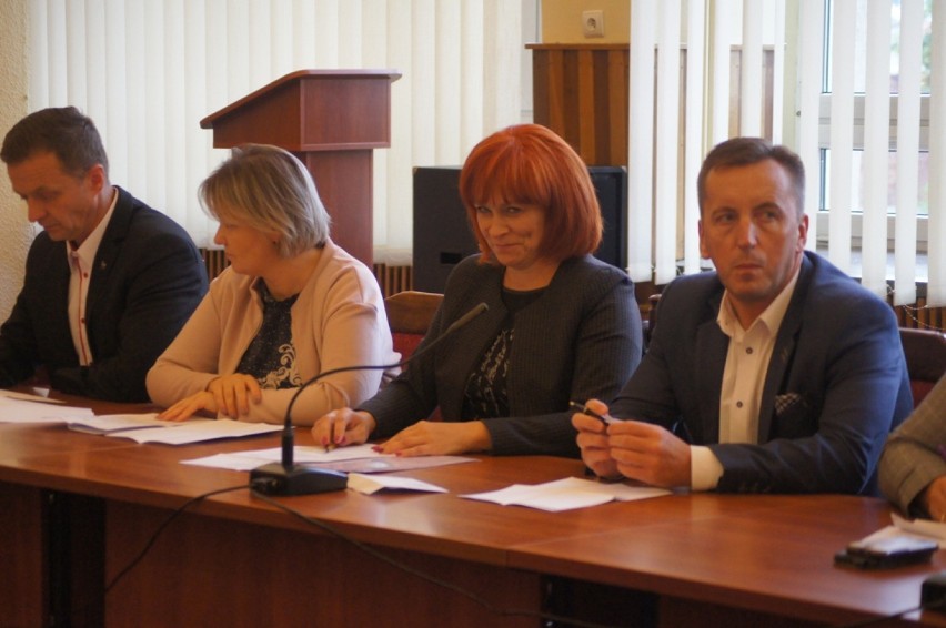 Nadzwyczajna sesja rady miasta Radomska (5 października...