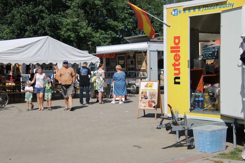 Krotoszyński Smaczny Weekend. Food Trucki przyjechały na Błonia. Dzień I [ZDJĘCIA]