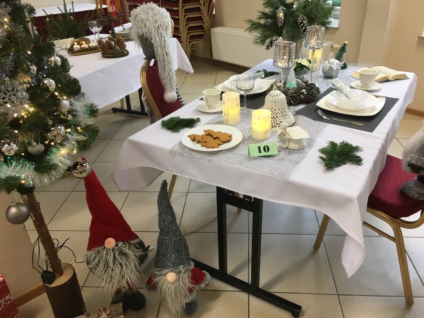 Malbork. Konkurs aranżacji stołów bożonarodzeniowych w ZSP 3. Uczniowie potrafią dekorować 