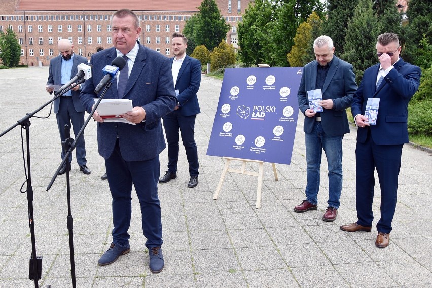 Pilski PiS na Placu Staszica o Polskim Nowym Ładzie