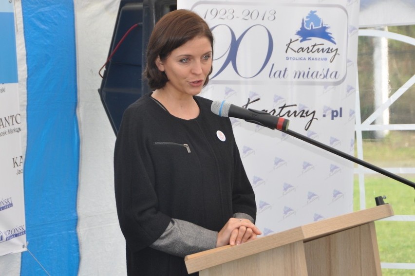 Minister Joanna Mucha w Kartuzach i Żukowie