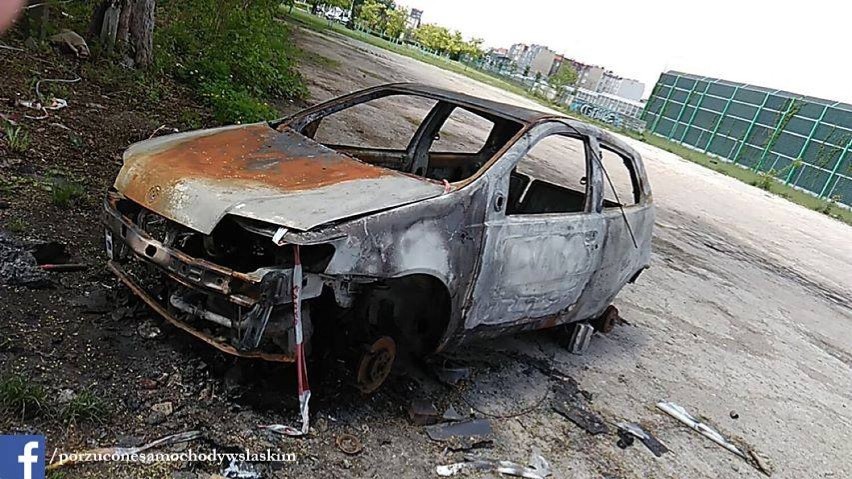 Te auta SZPECĄ gliwickie ulice! Porzucone wraki wrastają w ziemię i blokują miejsca parkingowe... Zobaczcie ZDJECIA z Gliwic