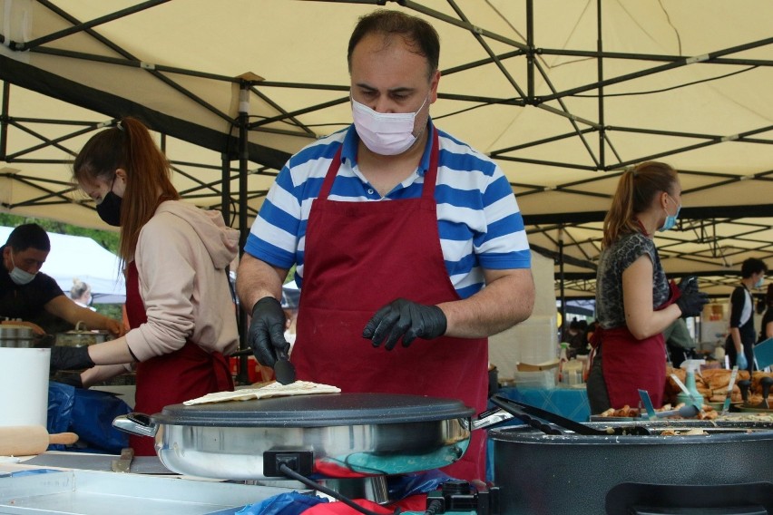 Trwa Festiwal Pierogów Świata w Lublinie. Przed Centrum Spotkania Kultur zjesz pierogi z całego globu! Zobacz zdjęcia