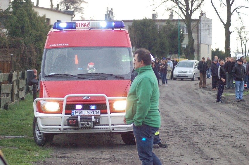 Wypadek w Chobienicach. Poparzony trafił do szpitala