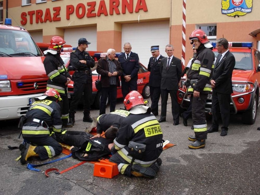 Delegacja partnerskiego powiatu Lippe z wizytą w chodzieskiej KP PSP [ZDJĘCIA]