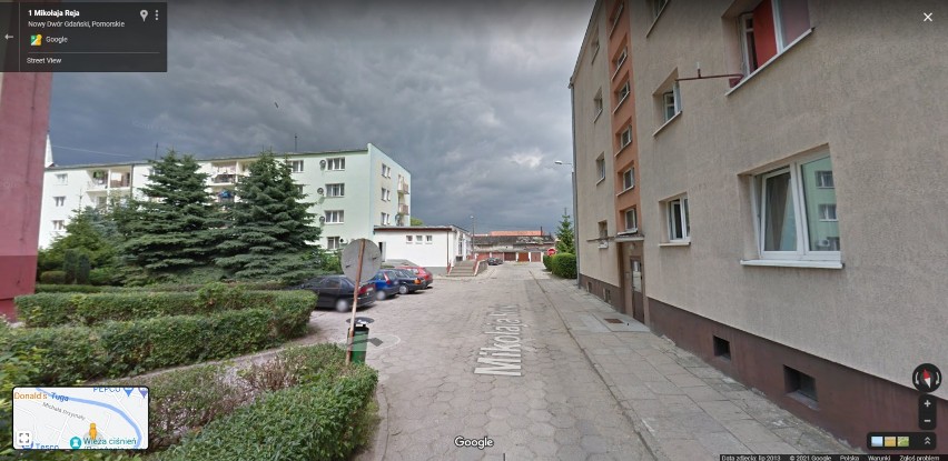 Przyłapani na ulicach Nowego Dworu Gdańskiego! Mieszkańcy uchwyceni przez Google Street View