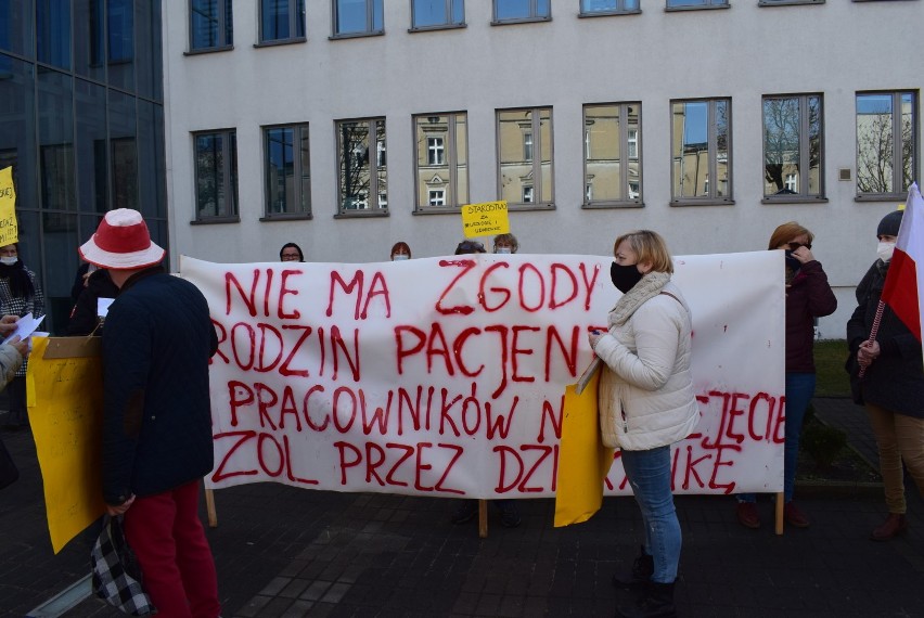 ZOL Gniezno. Rodziny protestowały, rada powiatu: ZOL zostaje w powiecie. Co dalej z „udarówką”?