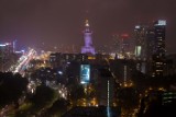 Warszawa na liście najpiękniejszych miast na świecie do zwiedzania nocą. Czym zachwyca stolica po zmroku?
