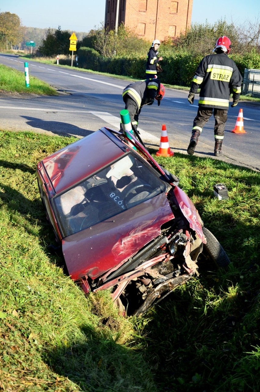 Wypadek w Suchej: Osobówka zderzyła się z ciężarówką