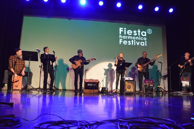 Na festiwalu wystąpił Fiesta Amigos  - zespół w składzie Mirek Dyjak na harmonijce ustnej, duet Ania (śpiew) i Romek (gitara) Karowie, Rafał Latawiec (gitara, śpiew)