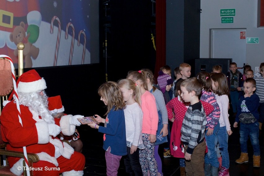 Mikołaj w Stargardzkim Centrum Kultury już przyszedł do dzieci z zerówek i przedszkolaków [zdjęcia]