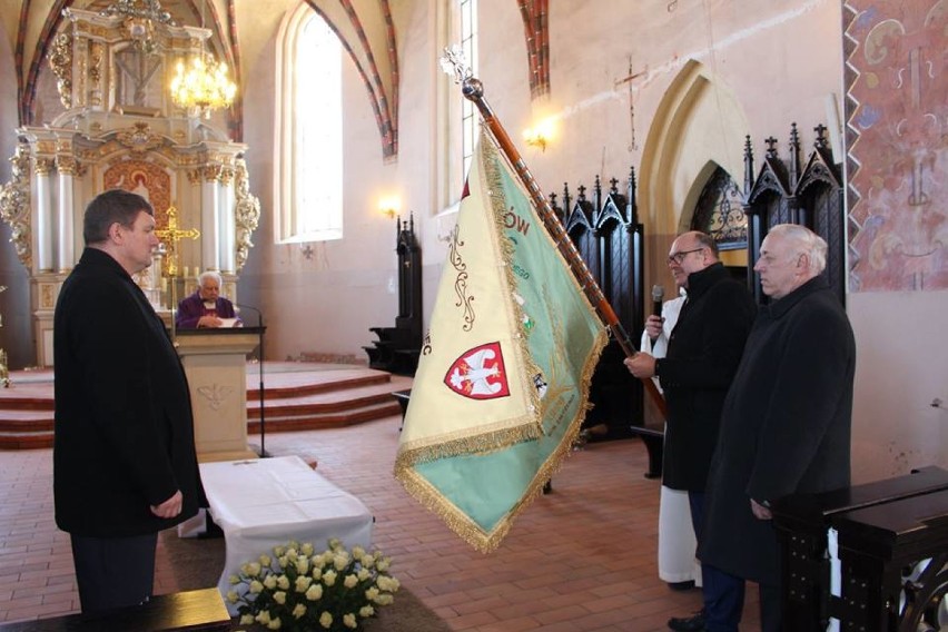 Koło Gminne Sołtysów Gminy Wągrowiec ma swój sztandar. Wczoraj w Łeknie odbyły się uroczystości 
