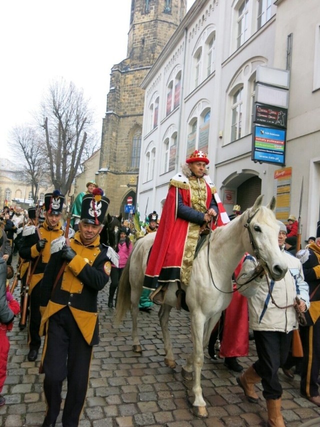 Karkonoski Orszak Trzech Króli wyruszy 6 stycznia o godz. 13.00 spod bazyliki św. Erazma i Pankracego w Jeleniej Górze.