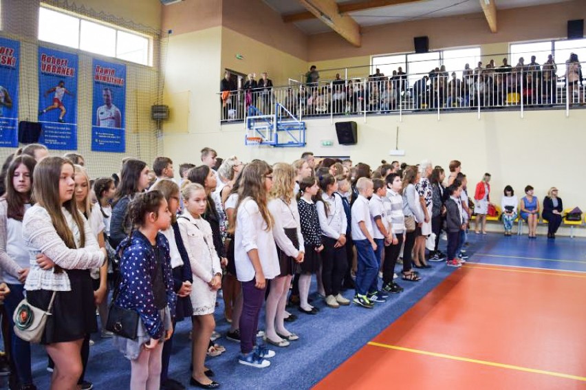 Inauguracja roku szkolnego w SP 3 i SP 4 w Łęczycy