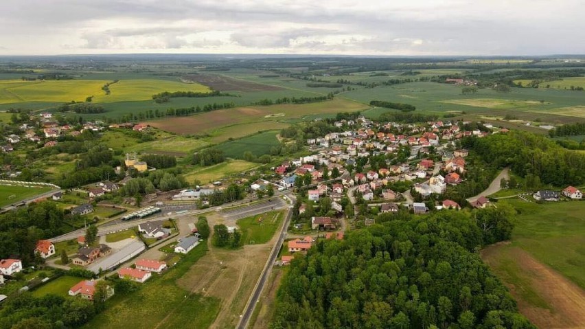 Wśród 662 gmin miejsko-wiejskich Dzierzgoń zajął 172...