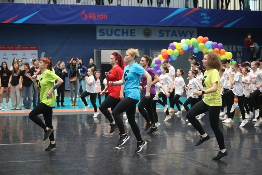 Międzynarodowe Mistrzostwa Cheerleaders 2024 w Krakowie. W widowiskowych zawodach walczyło prawie 700 zawodniczek 