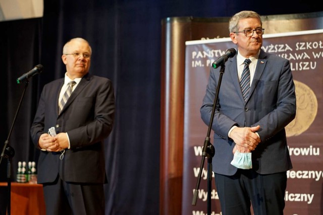 Minister nauki i szkolnictwa wyższego Wojciech Murdzek podczas wizyty w kaliskiej PWSZ