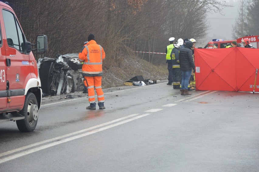 Śmiertelny wypadek w Żukowie 31.01.2019. Czołowe zderzenie...