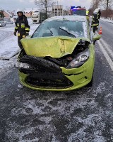 Wypadek na drodze krajowej nr 94 pod Krakowem. Zderzenie czterech samochodów: dwóch ciężarowych i dwóch osobowych