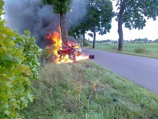 Honda Civic, którą podróżował mężczyzna stanęła w...