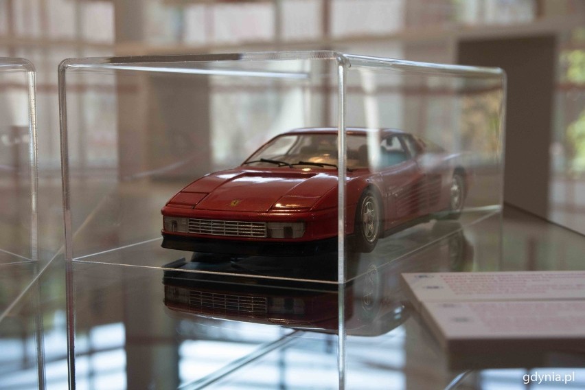 Współprojektant m.in. Ferrari California, Ferrari 458 Italia oraz wnętrza Ferrari 488 GTB zagościł na wystawie w Muzeum Miasta Gdyni