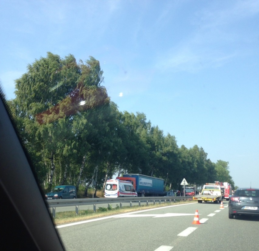 Groźny wypadek na DK 86 w Podwarpiu na trasie w kierunku...