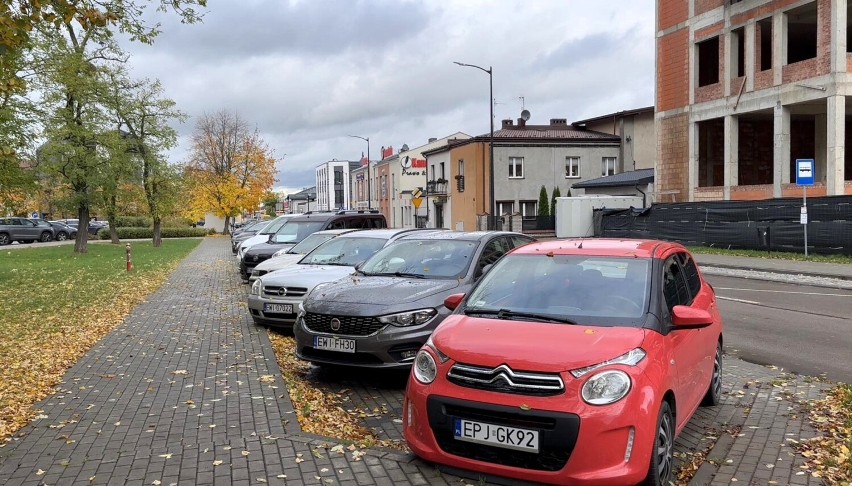 Wkrótce decyzja w sprawie płatnego parkowania w centrum Wielunia 