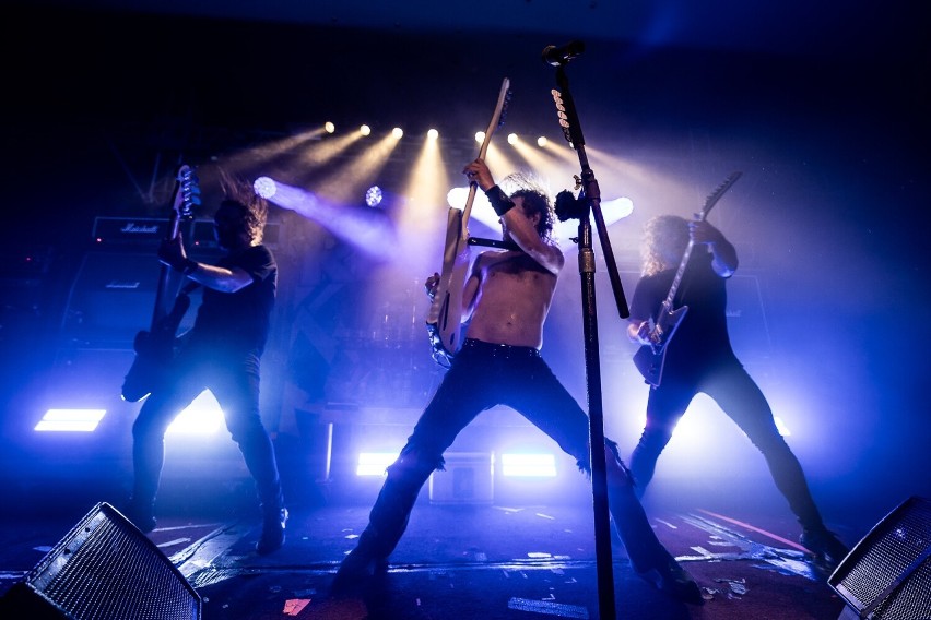 Australijski zespół hard rockowy Airbourne wystąpił w krakowskim Klubie Kwadrat. Mamy zdjęcia z koncertu