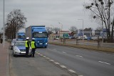Powiat ostrowski: Wpadło kilkunastu pijanych kierowców. Rekordzista miał blisko 3 promile