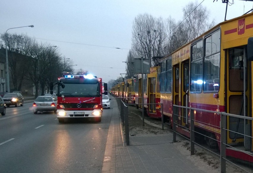 Wypadek na Limanowskiego kobieta potrącona przez tramwaj