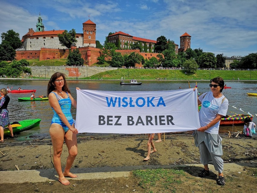 Kraków. Wodna Masa Krytyczna na Wiśle, czyli pokręcona flota [ZDJĘCIA]