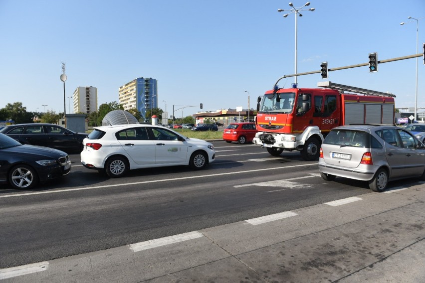 Dzisiaj (03.08) na Szosie Lubickiej w Toruniu doszło do...