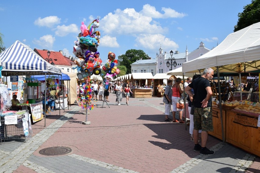 W Sanoku trwa Jarmark Ikon. W niedzielę drugi dzień atrakcji [ZDJĘCIA]