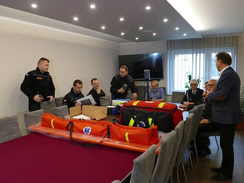 Gmina Miedzichowo: Strażacy z jednostek OSP mają nowy sprzęt