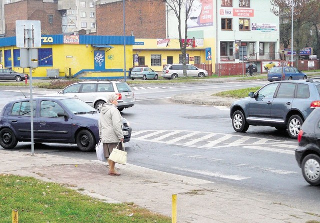 Skrzyżowanie ulic Krakowskiej z Targową jest szczególnie uciążliwe dla kierowców