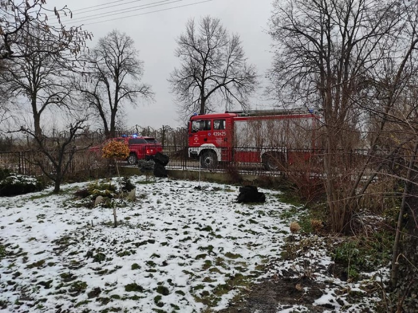 Pożar w domu w Nowych Kozubach w gminie Sędziejowice