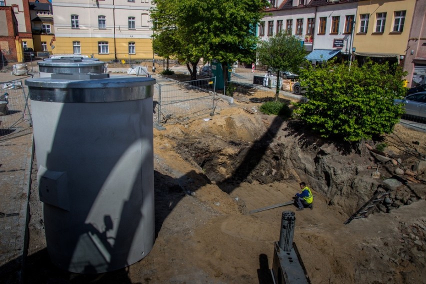 Starogard Gdański: w mieście zamontowano podziemne śmietniki 