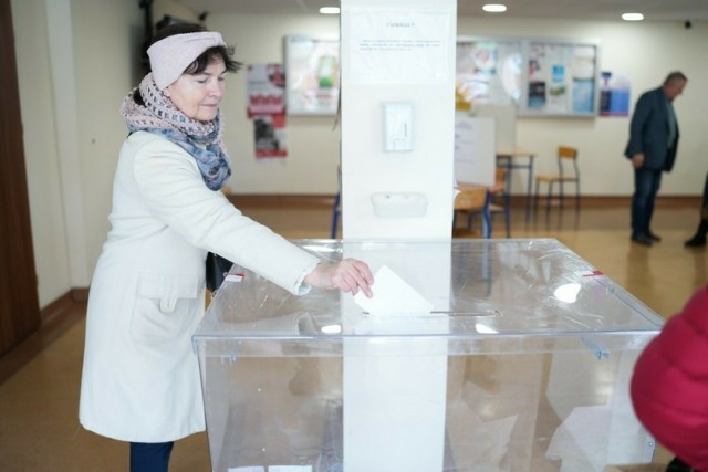 W pierwszej turze wyborów prezydenckich w Toruniu frekwencja wyniosła 49,22 procent. W drugiej była niższa, według danych Państwowej Komisji Wyborczej do urn pofatygowało się ponownie 42,63 proc. uprawnionych do głosowania mieszkańców miasta.
