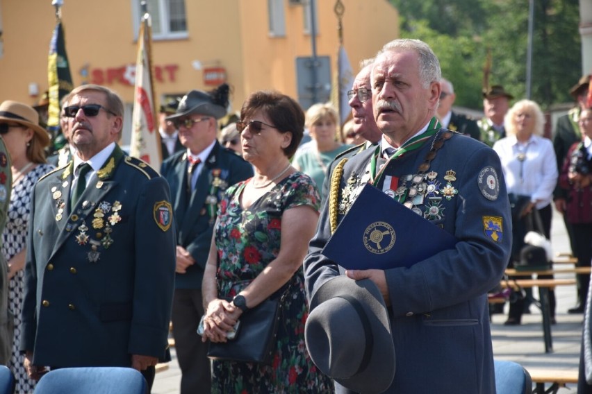 Dni Wągrowca 2021. Na rynku odprawiona została msza święta w intencji Braci Kurkowych  