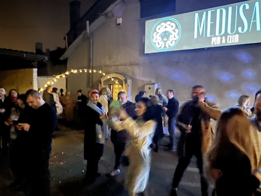 Huczny sylwester w Medusa Club w Kielcach. Świętowano także otwarcie lokalu