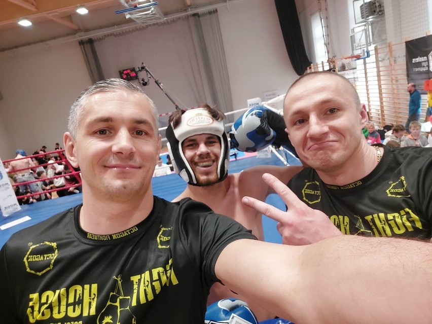 Młoda krew w Fight House Nowy Sącz. Trener Dudek: młodzież garnie się do sportu 