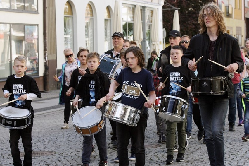 Parada perkusyjna Drum Battle w Legnicy [ZDJĘCIA]