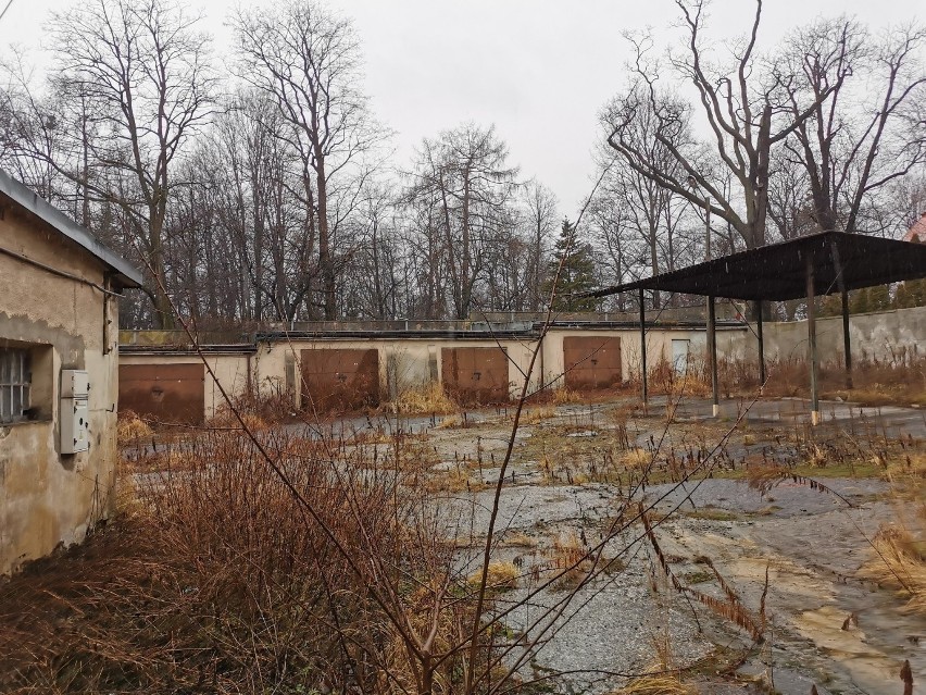 Chrzanów. Zamieszanie wokół sprzedaży budynku po byłej komendzie