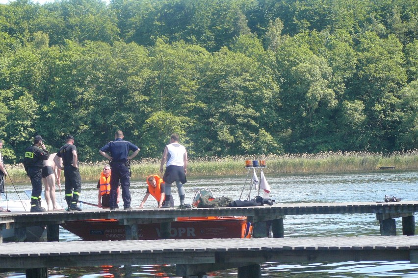 ZŁOTÓW - 16-latek utopił się na strzeżonej plaży, ale bez ratowników. ZDJĘCIA