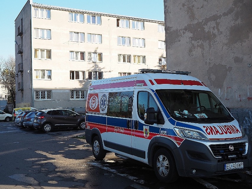 W bursie w Łodzi koronawirus wygasł w budynku męskim, ale jest u dziewcząt. W województwie łódzkim spadła liczba szkół z nauką zdalną