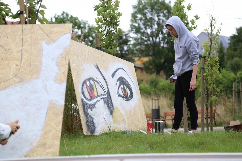 Kolejna odsłona warsztatów graffiti dla młodzieży z obszarów rewitalizacji [ZDJĘCIA]