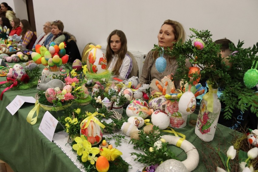 Świąteczny Kiermasz Wielkanocny w Nagoszynie [ZDJĘCIA]