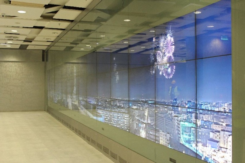 Interaktywny ekran w Sky Tower